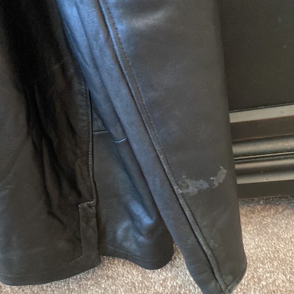 Vintage black Leather jacket - Picture 10 of 15